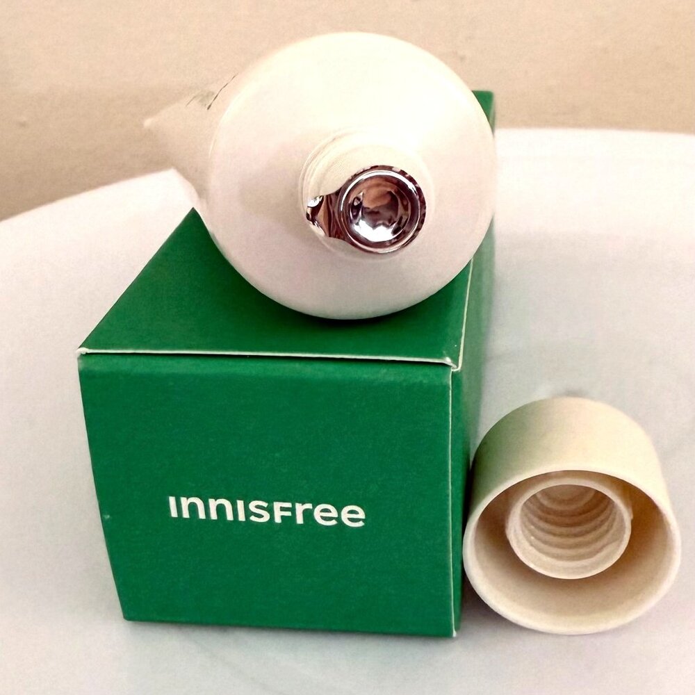 Innisfree Green Tea Amino Acid Cleansing Foam 30 ml Facial Cleanser - Picture 3 of 7